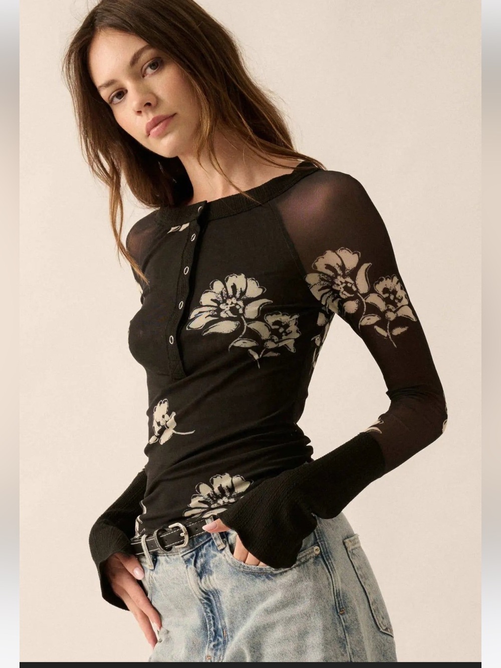 Black Long-Sleeve Floral Henley Top 💖